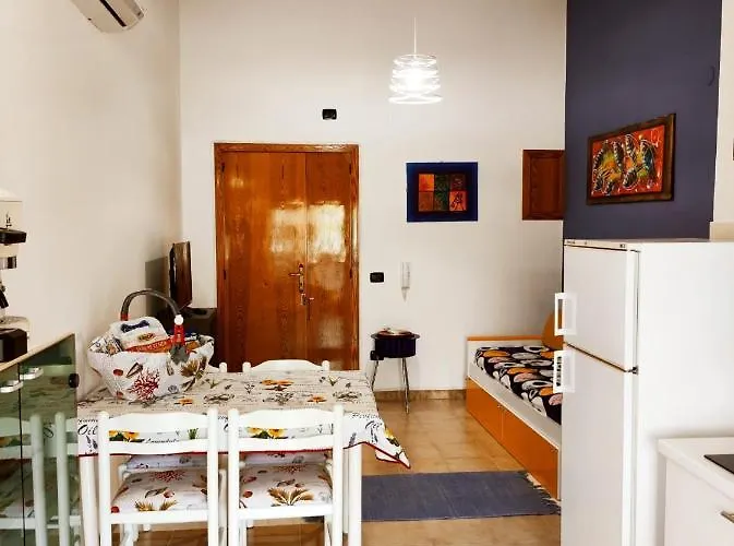 Sea Home, 普拉亚·阿马勒